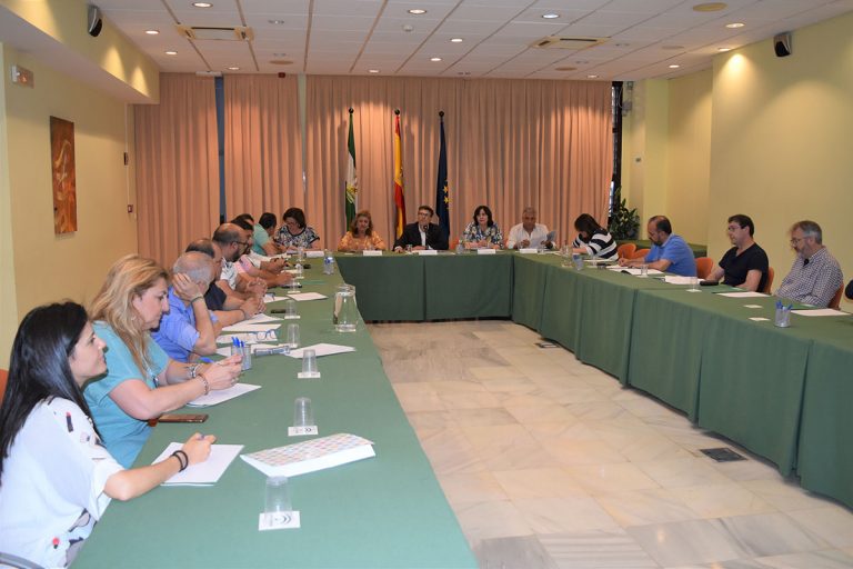 Unión Romaní asistió a la presentación del borrador del decreto de creación del Consejo Andaluz del Pueblo Gitano