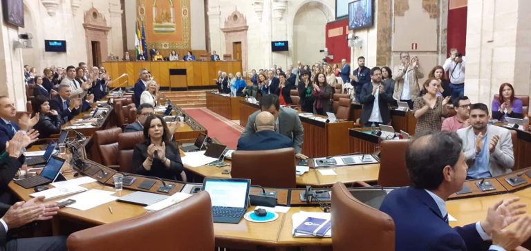 El Parlamento andaluz da su apoyo a una ley que reconozca la relevancia de la cultura y el pueblo gitanos en el flamenco