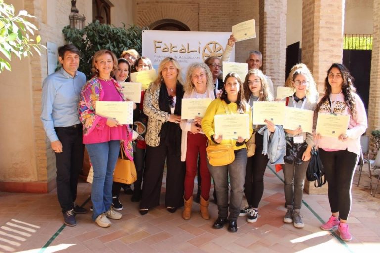 Más de 160 personas vulnerables de Sevilla y Córdoba concluyen sus prácticas profesionales gracias a Fakali