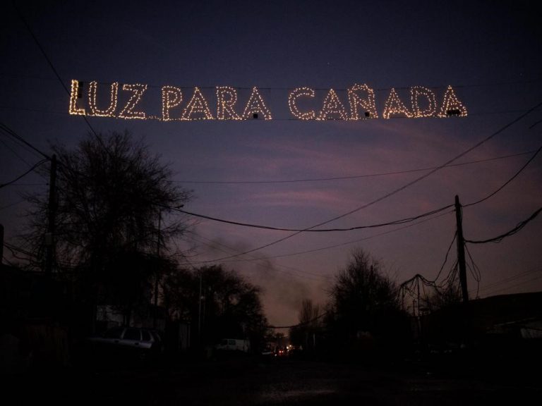 457 días sin luz en la Cañada Real: “Le decimos a 2022 que no nos rendimos”