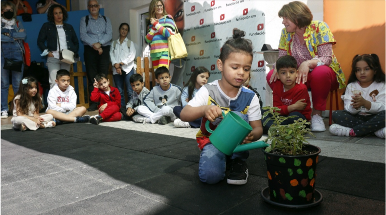 Un proyecto internacional busca reducir el abandono escolar en niños de etnia gitana en León