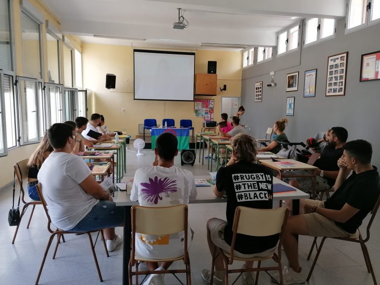 La red de voluntarios de Don Benito del Instituto Romanò lucha contra la discriminación del Pueblo Gitano