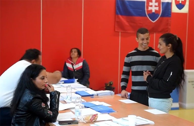 Las elecciones en Eslovaquia arrojan un número récord de alcaldes gitanos: 52