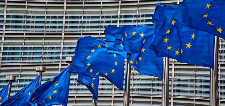 Bruselas reclama más esfuerzos a los gobiernos para una “igualdad real” del Pueblo Gitano en la Unión Europea